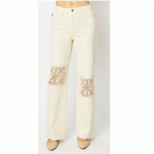 Judy Blue Cream High Rise Wide Leg Jeans with Crochet Square Detail. NWT